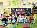 Dzie Kobiet w grupie III integracyjnej - Krasnoludki