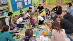 „Odkrywamy. Poznajemy. Budujemy. LEGO”