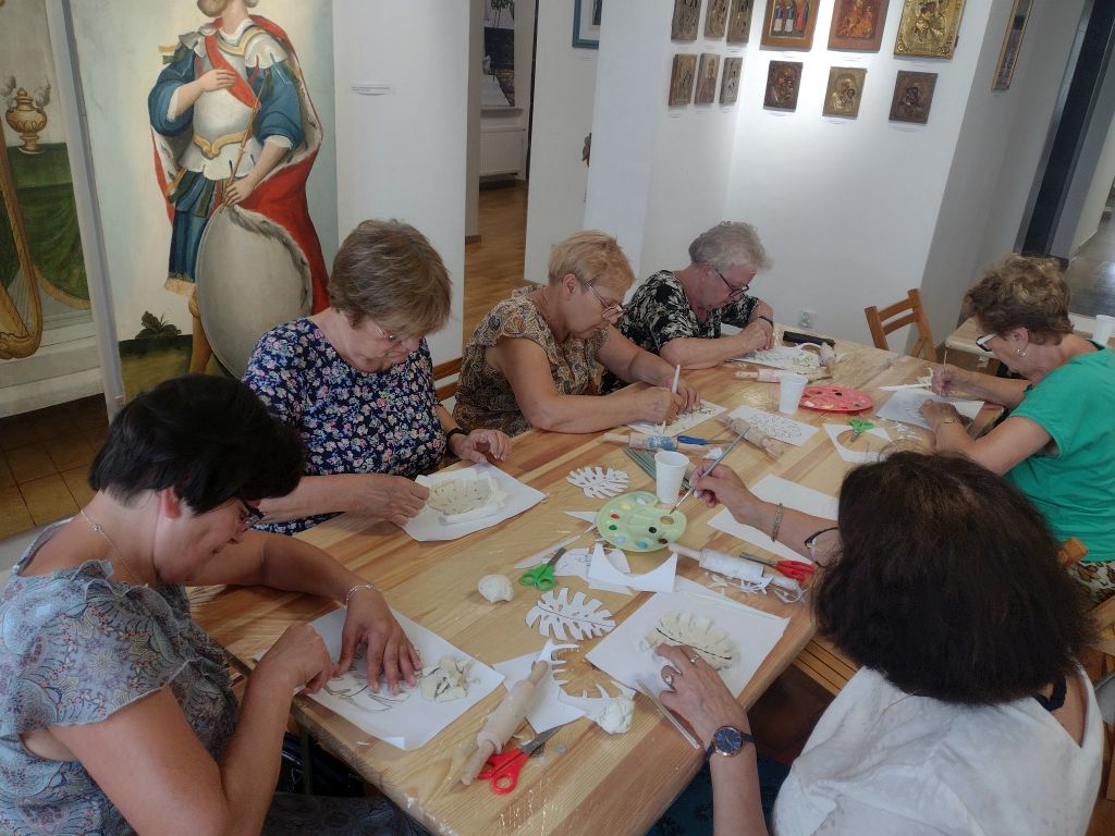 W dniu 13 lipca w Muzeum Regionalnym w Tomaszowie Lubelskim odbyły się warsztaty dla seniorów w Uniwersytetu Trzeciego Wieku