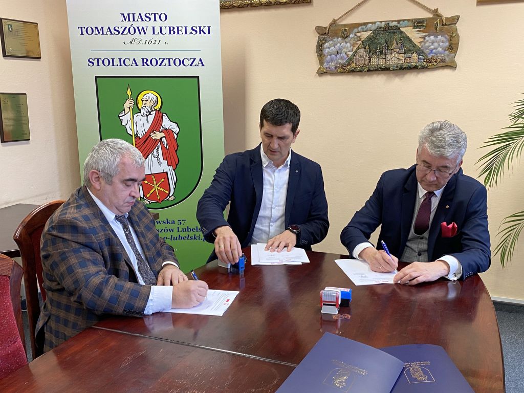 Podpisanie umowy 2023-11-21