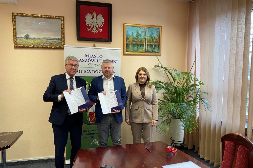 Podpisanie umowy na realizację przedsięwzięcia pn. „Wykonanie prac budowlanych zabezpieczenia dawnych koszar kozackich”