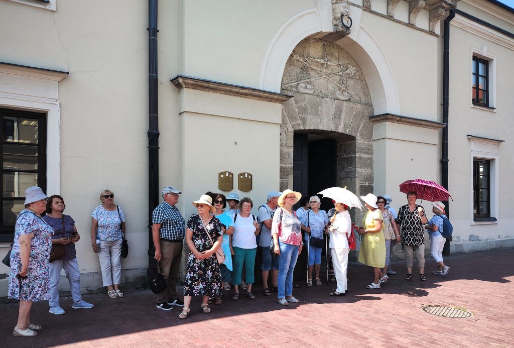 Członkowie Uniwersytetu Trzeciego Wieku wzięli udział w wycieczce do Zamościa
