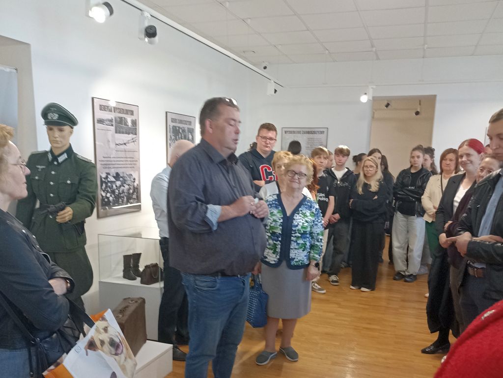 AKCJA PRZESIEDLEŃCZA W POWIECIE TOMASZOWSKIM – mgr ROBERT CZYŻ