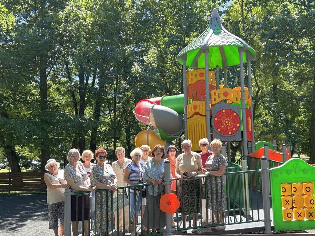 Wakacyjna gra miejska z seniorami