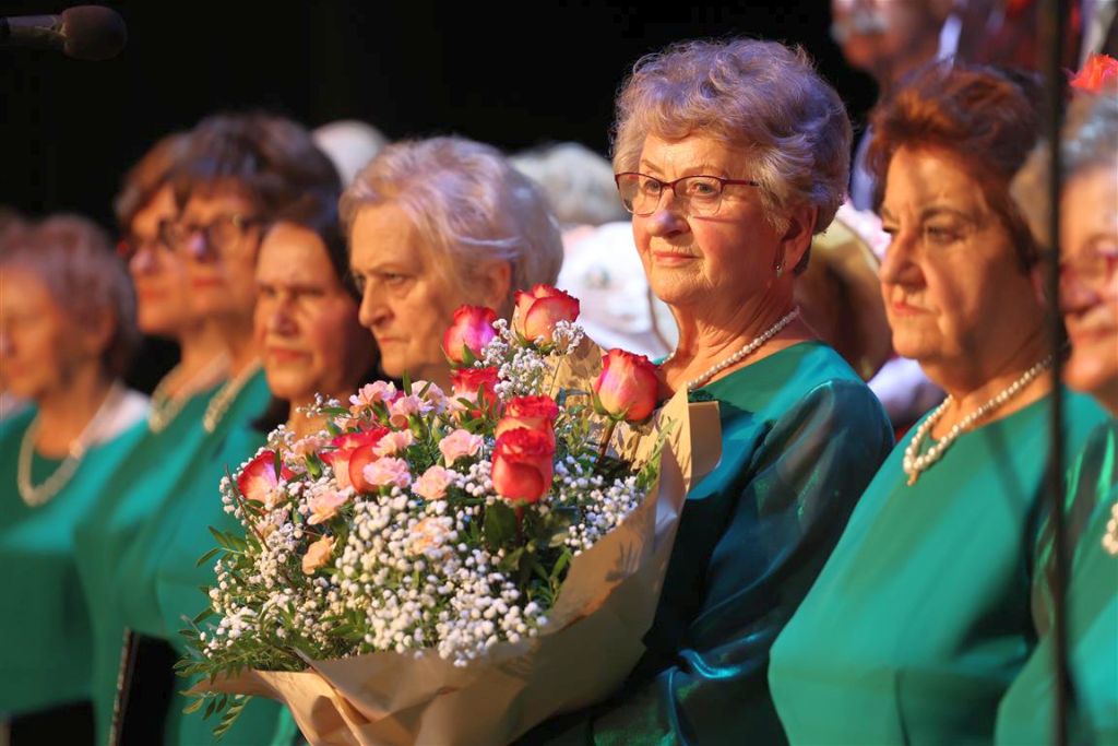 Chór Camerata świętował jubileusz 20-lecia istnienia, a Kabaret Aluzja 15-lecie swojej działalności