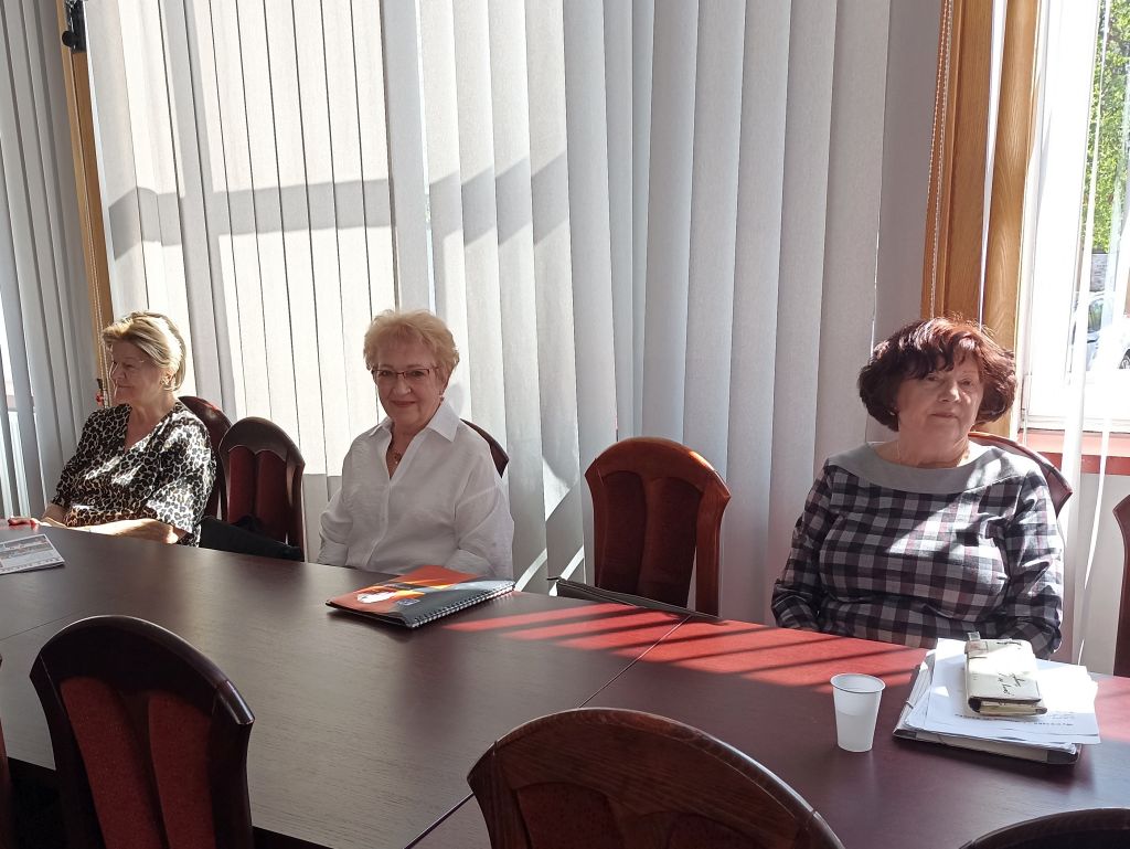 OŚWIATA W POLSCE NA PRZEŁOMIE WIEKÓW