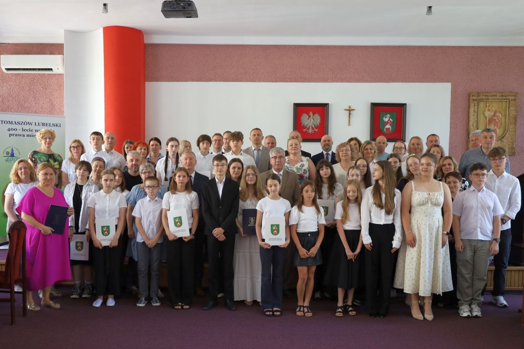 Laureaci i finaliści konkursów przedmiotowych